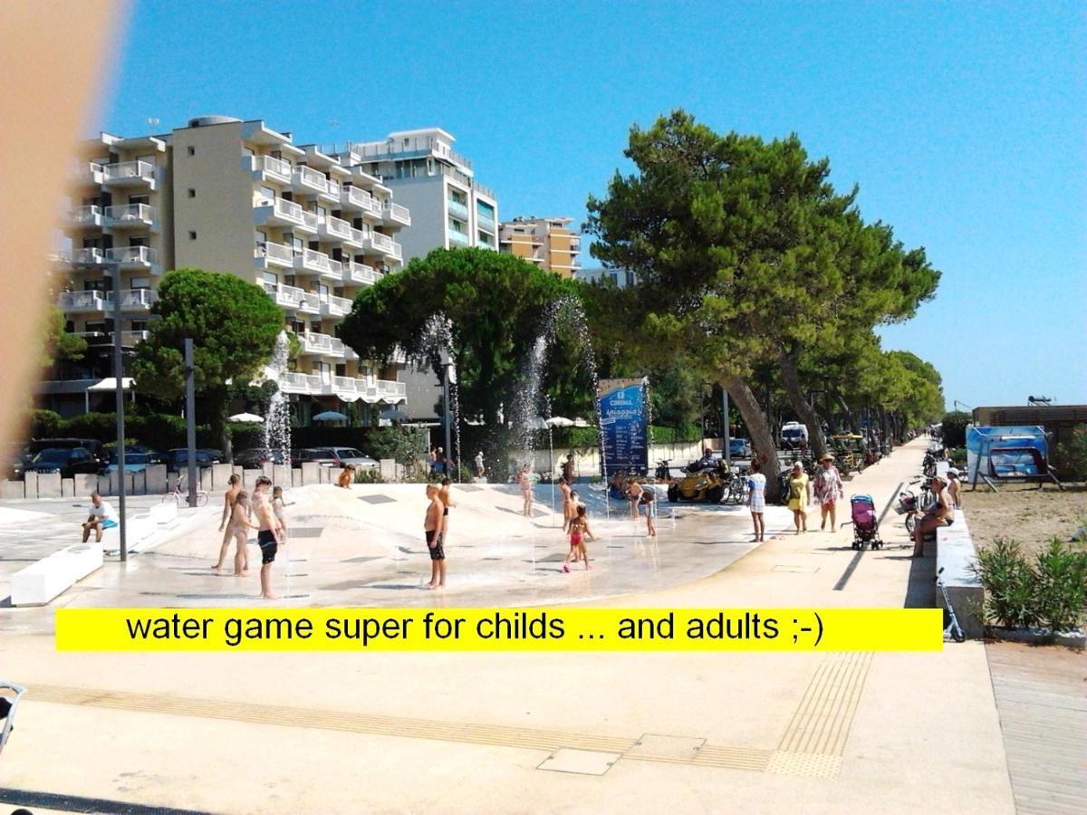 Lucerna Apartments At Sabbiadoro Beach 리그나노 사비아도로 외부 사진
