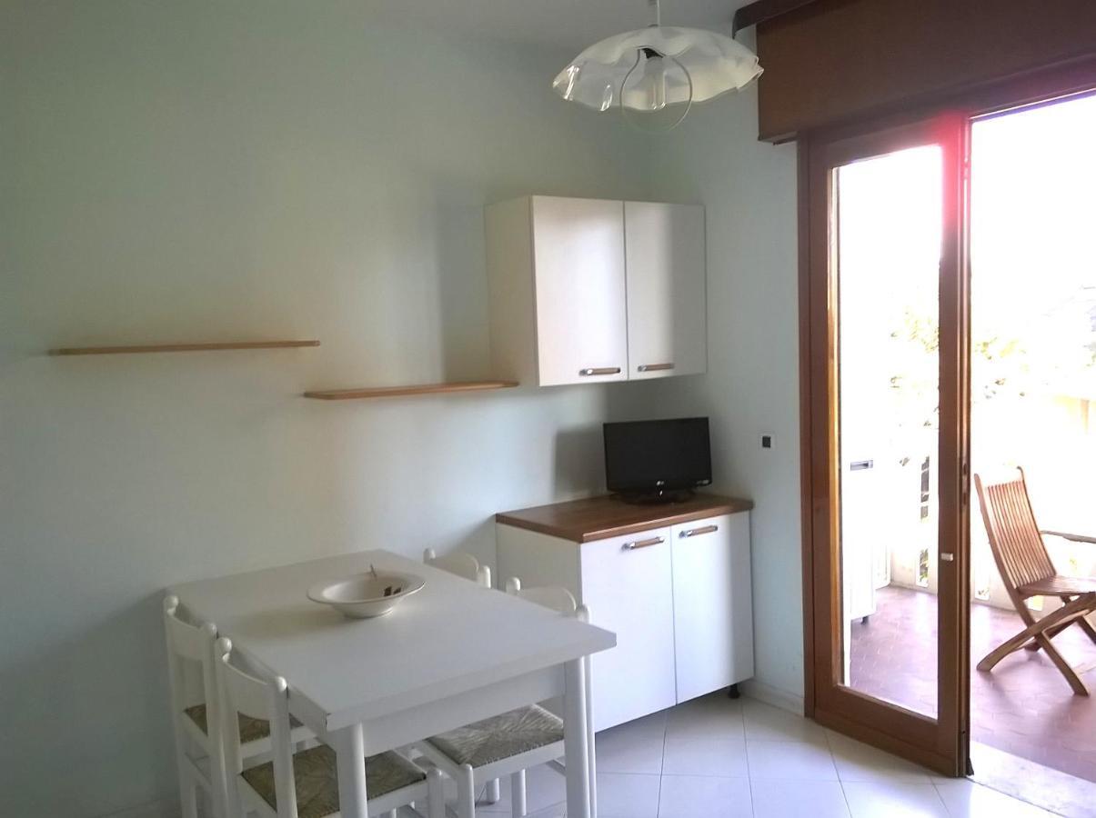 Lucerna Apartments At Sabbiadoro Beach 리그나노 사비아도로 외부 사진